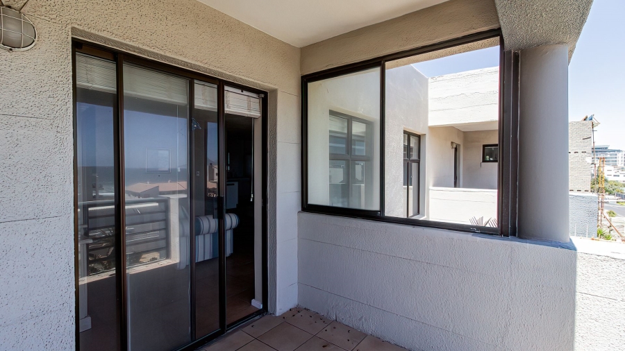 To Let 3 Bedroom Property for Rent in Beachfront Western Cape